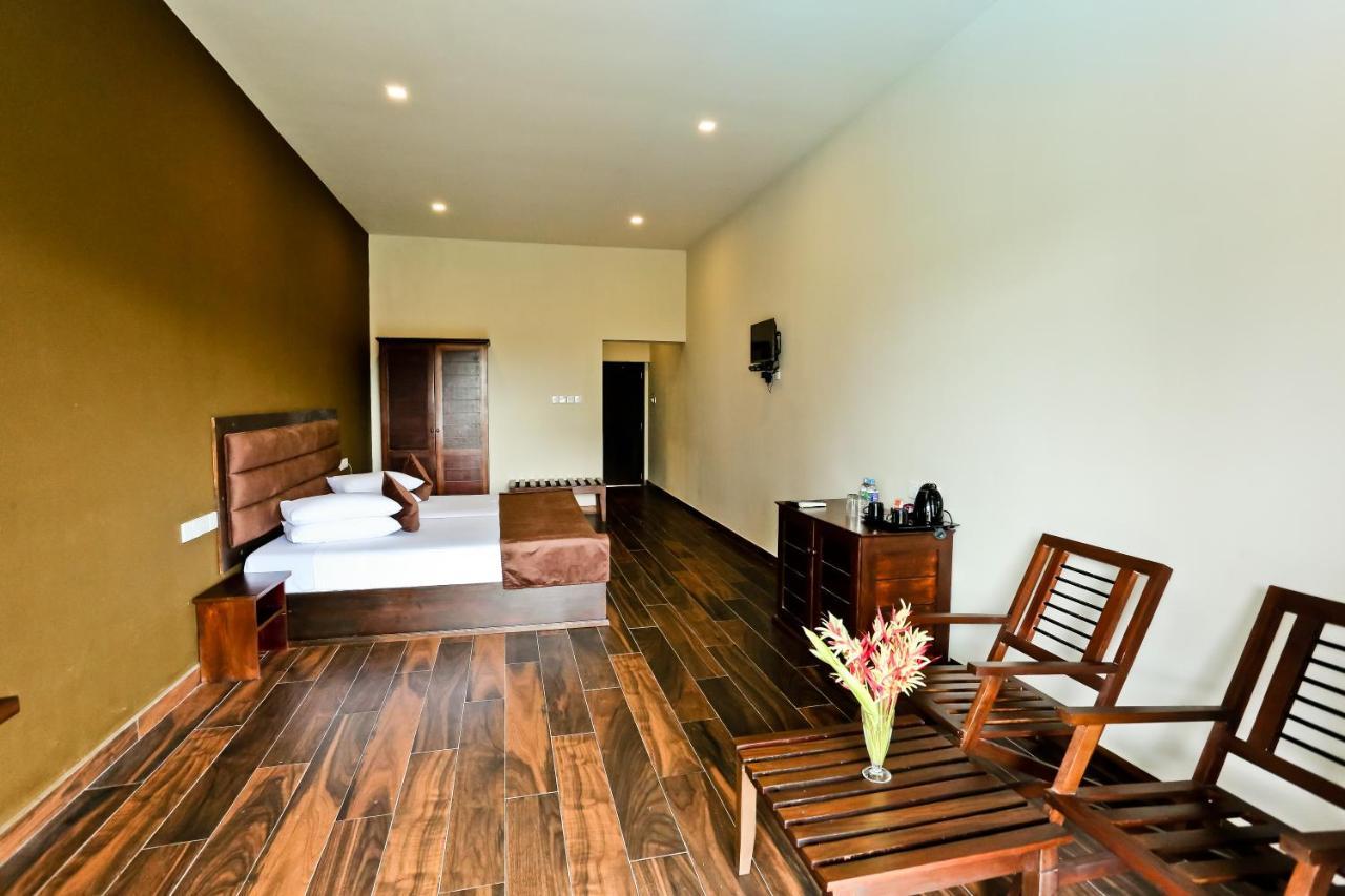 Deluxe Double Room Balcony or Patio,1170629017:JPEG